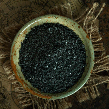 Terre d'épice sel noir de lave